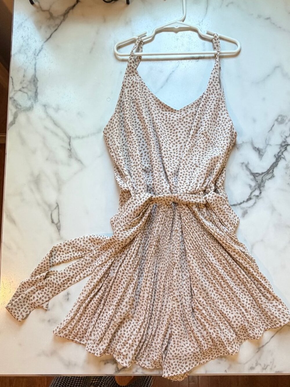 (S) Tan & White Romper